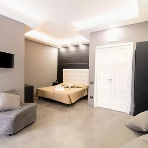Affittacamere Royal Art H Spaccanapoli, By Clapa Group